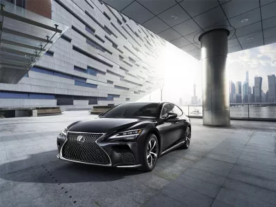 123oto THAY KÍNH XE Ô TÔ Lexus IS 300 tận nơi
